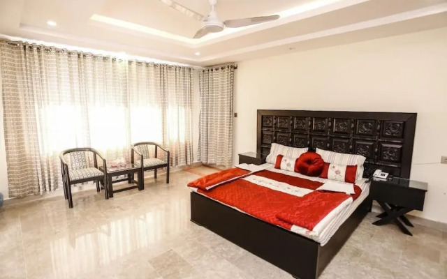 Thikana Hotel