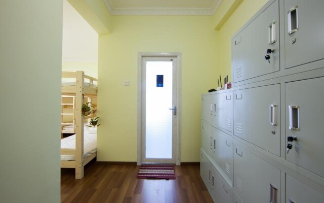 Shenzhen Melody International Hostel