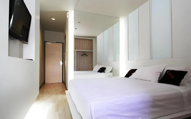 The L Hotel Entertainment