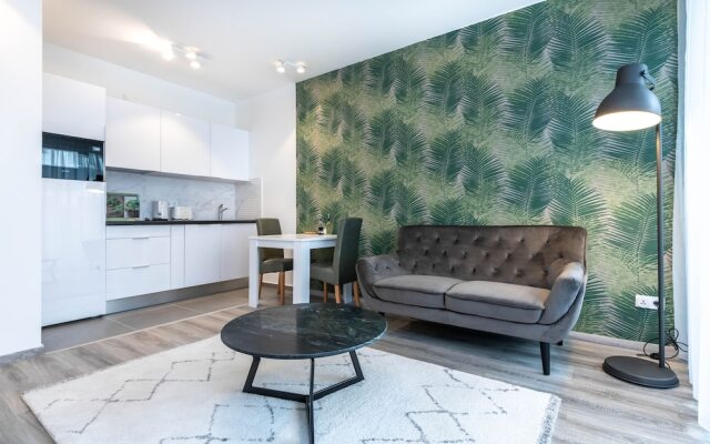 Elisabeth Downtown Apartments by UrbanRent