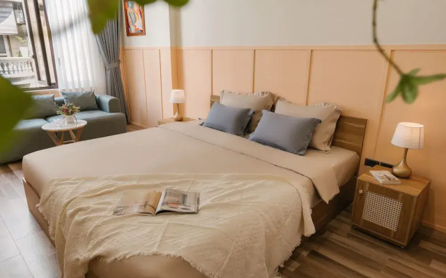 Tamundi Homestay Train street view