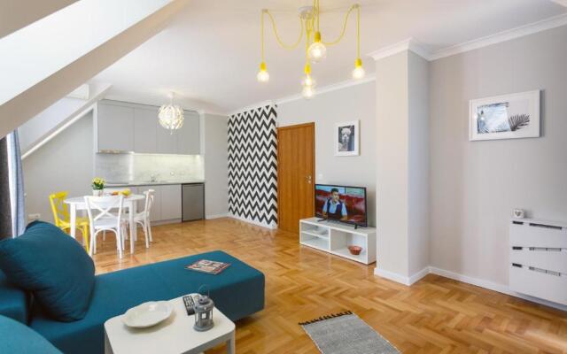 Dunav Apartment House