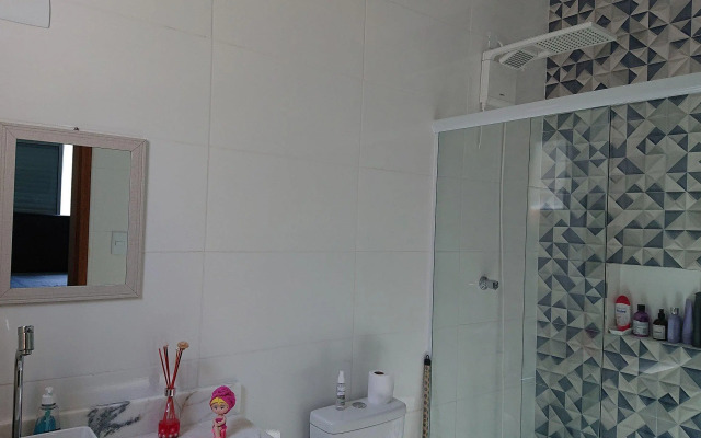 Linda Casa com Piscina Churrasqueira, Wifi em Massaguaçu Caraguatatuba/SP