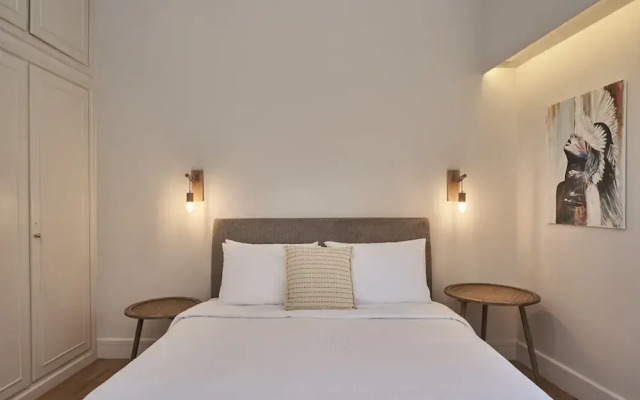 Chic n Bright 3Bd Apt with Hilton View