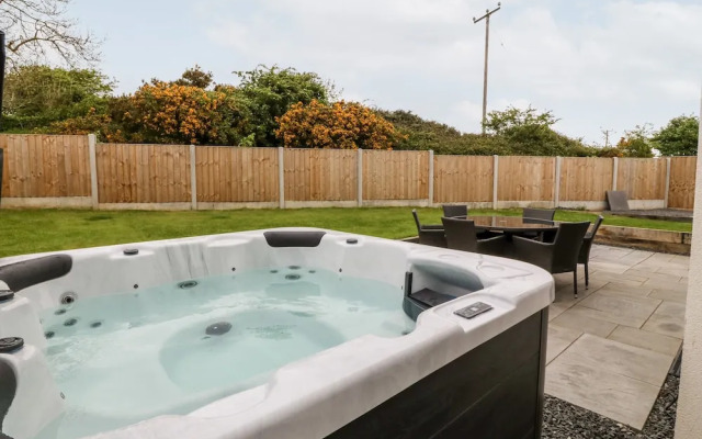 11 Parc Delfryn