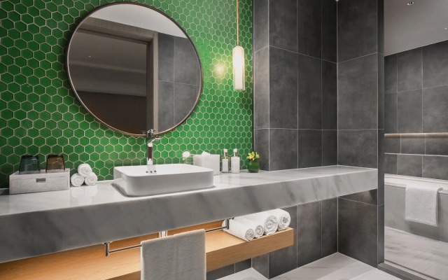 Holiday Inn Hotel and Suites Kunshan Huaqiao by IHG