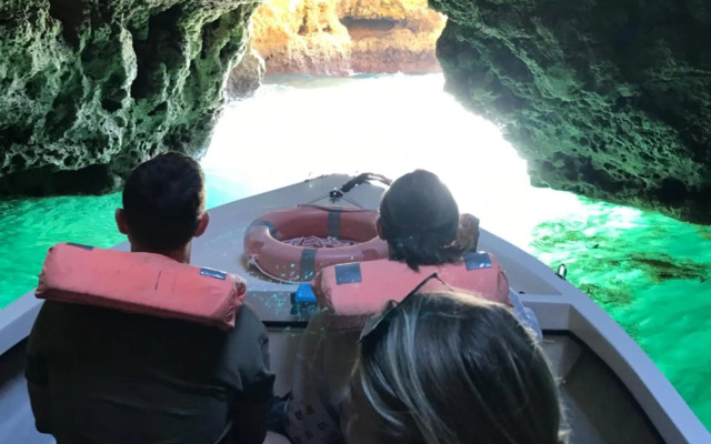 Lagos Royal Rooms and Suites