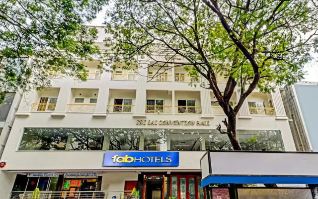 Fabhotel Grk Comforts
