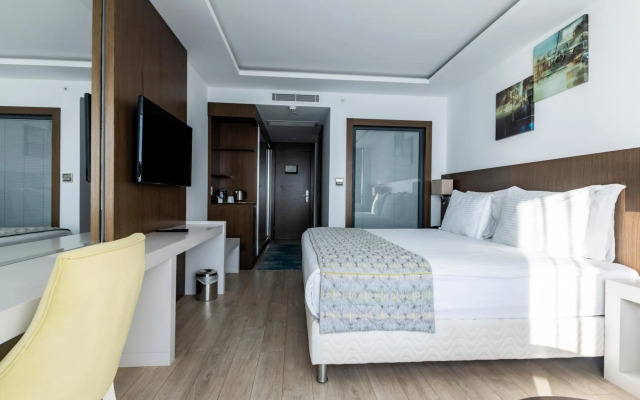 The Nowness Luxury Hotel & Spa (Adults Only 16+)
