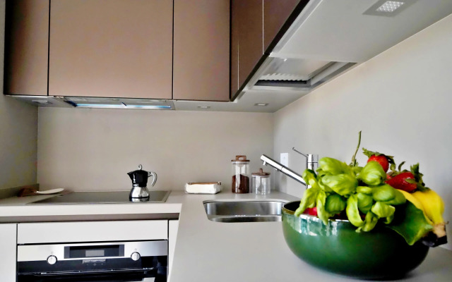 San Babila Modern Apartment