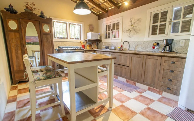 Comfortable Duplex in Praia do Rosa - SC Rfe000