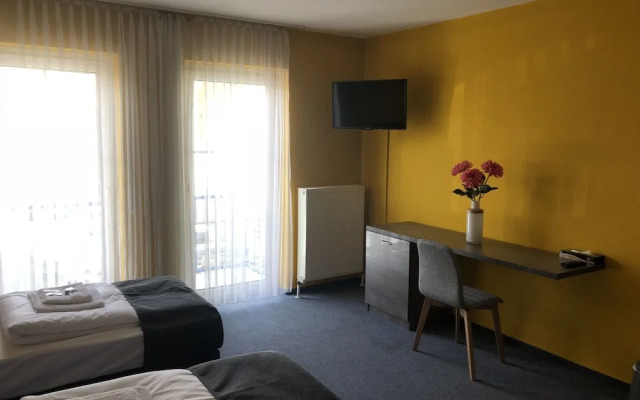 Simona Hotel Frankfurt Airport