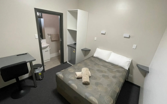 Broken Hill Tourist Lodge