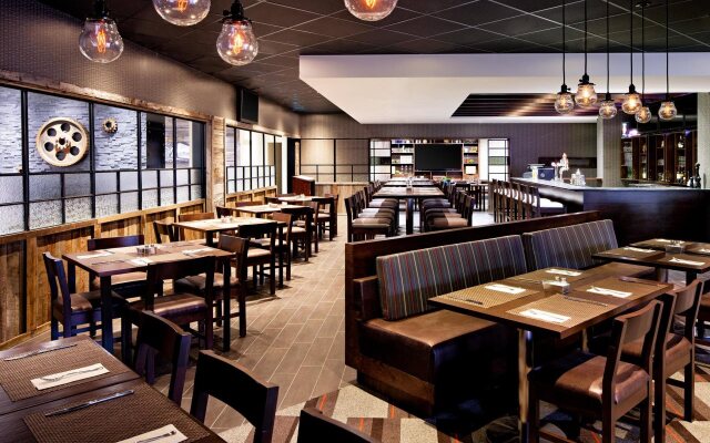 Four Points by Sheraton Edmundston Hotel & Conference Center