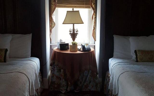 Barksdale House Inn