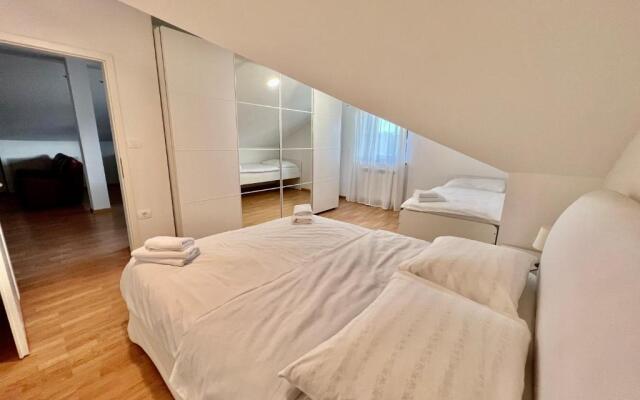 HOP HOUSE Garni Hotel