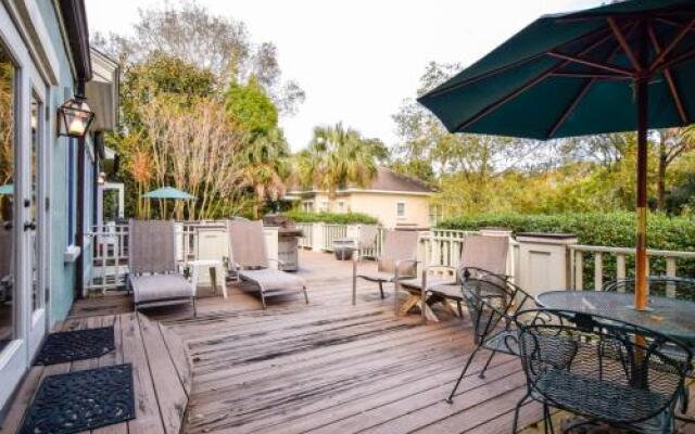 20 Ocean Green Drive by RedAwning