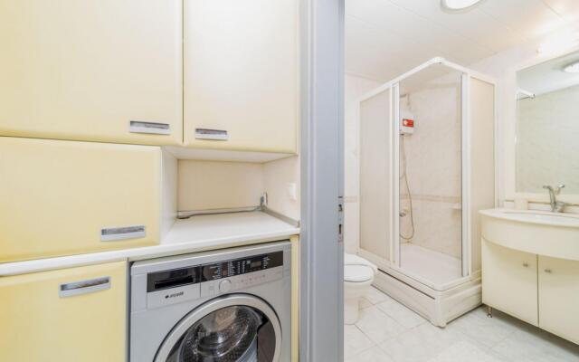 Lovely Apartment With Shared Pool in Konyaalti