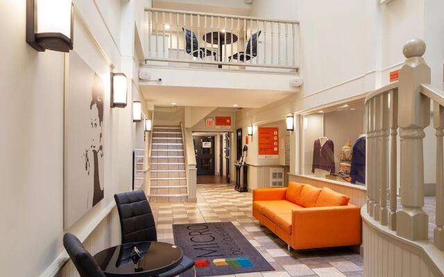 Micro Boutique Living - Antigonish