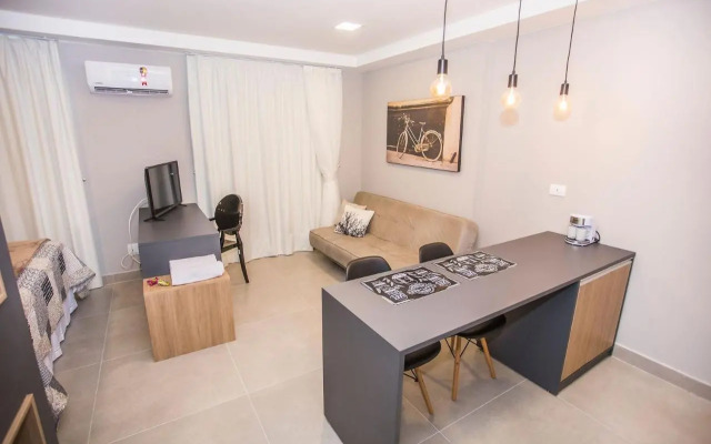 Studio Ensolarado em Andar Alto - ALL1509