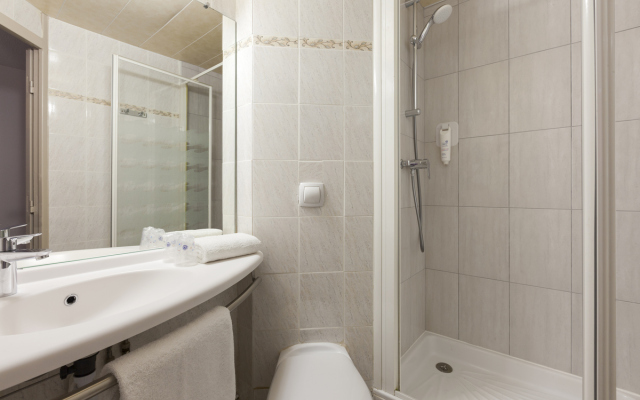 Brit Hotel Confort CAMBRAI