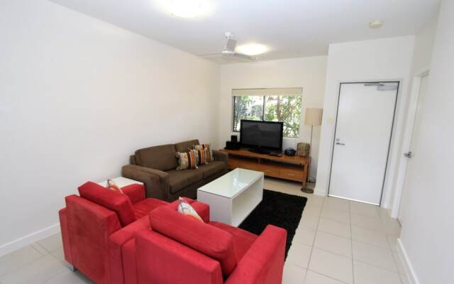 Beachside Apartment 5