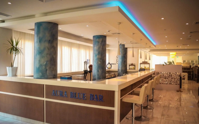 Gaia Sun N Blue Hotel