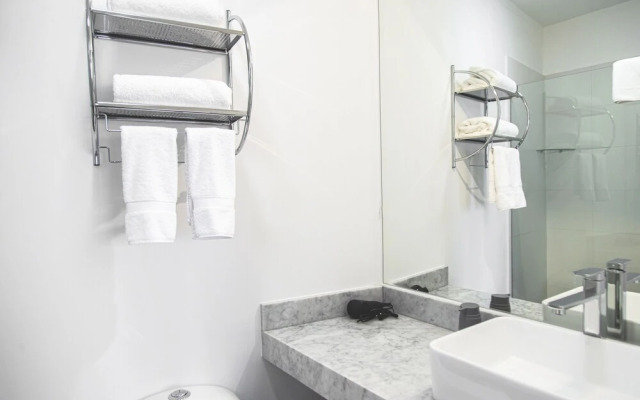 Trendy Host Grau 15 - Barranco
