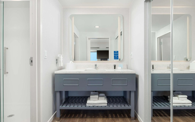 Hampton Inn & Suites Huntsville Downtown