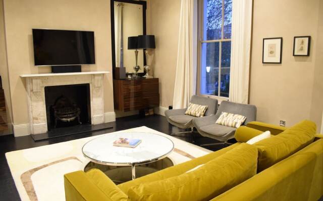 3 Bedroom Apartment in Kensington