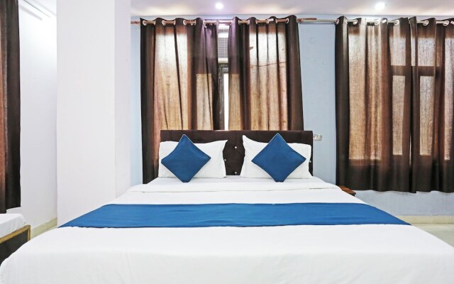 Hotel Raaso Inn Laxminagar BY Arrow