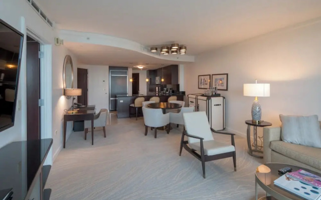 Residences at Fontainebleau Miami