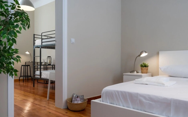 Nemeseos 80m² homm Apartment with Roof Garden and Pool