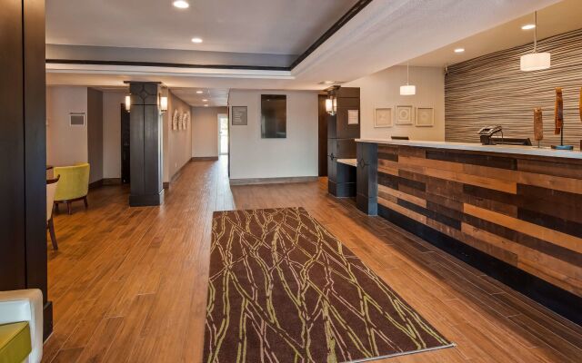 Best Western Plus Liberal Hotel & Suites