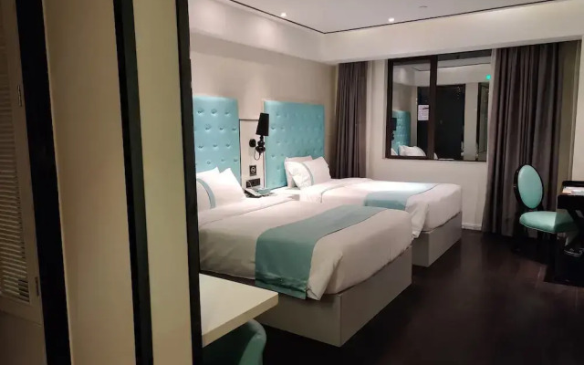 XANA LITE Hotel Shixi Metro Station