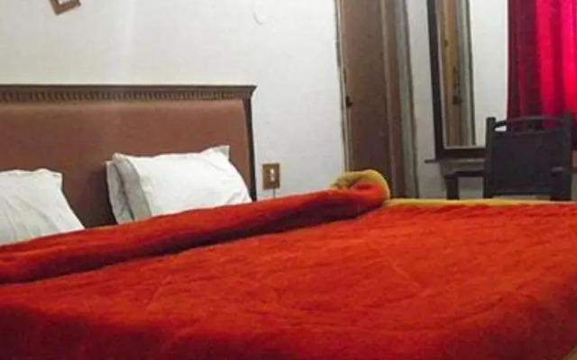 OYO 73821 Hotel Richi Rich