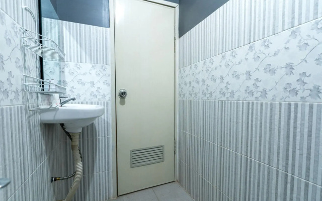 OYO 1421 Kasmaran Guest House Syariah