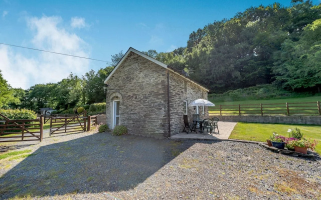 Cwmdu Cottage