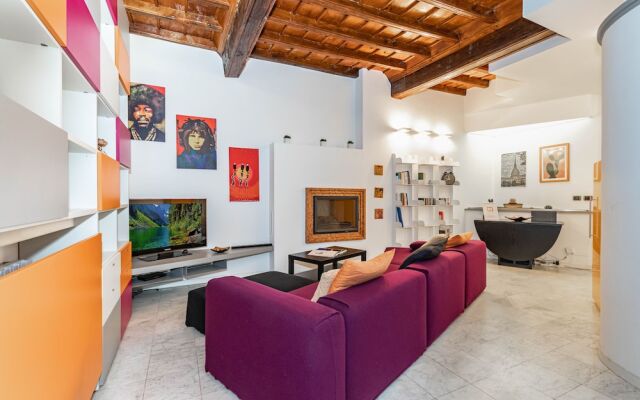 Central Pop House by Wonderful Italy