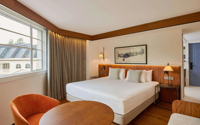 The Level at the Melia White House