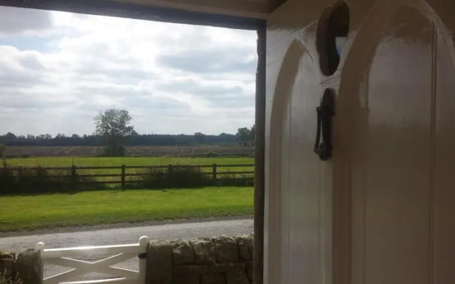 Standing Stone Farmhouse B&B