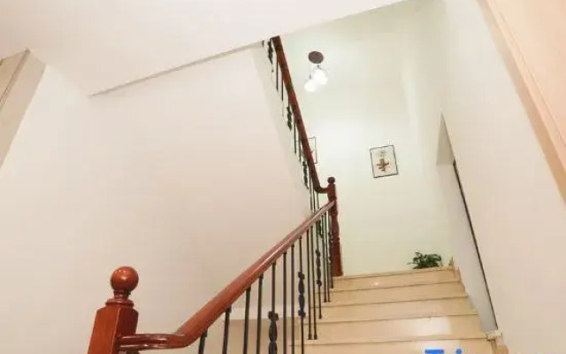 Shanghai Time Courtyard Boutique B&B