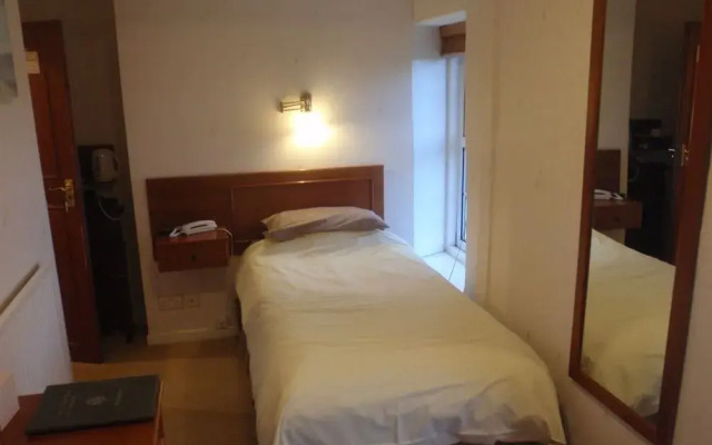 The Shaw Country Hotel