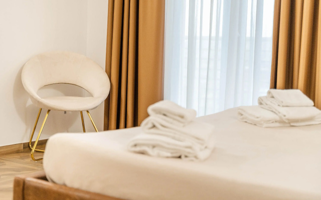Kairos Hotel