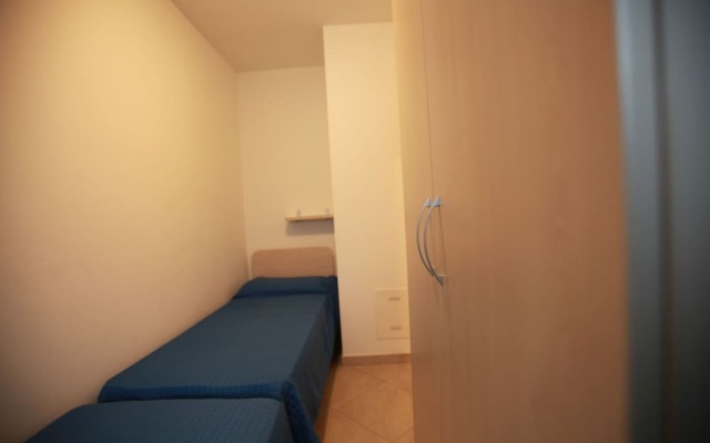 Beautiful Villa With Private Garden and Porch