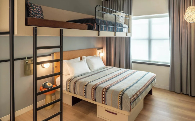 Moxy Cincinnati Downtown
