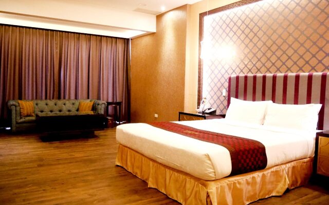 Moonshy Boutique Motel