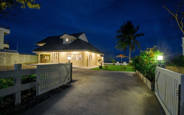 C-Shore Private Beachfront House