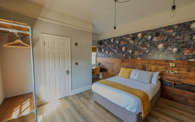 The White Horse Hotel