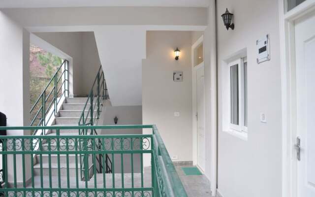 OYO 13463 Home Studio Valley view Kumarhatti